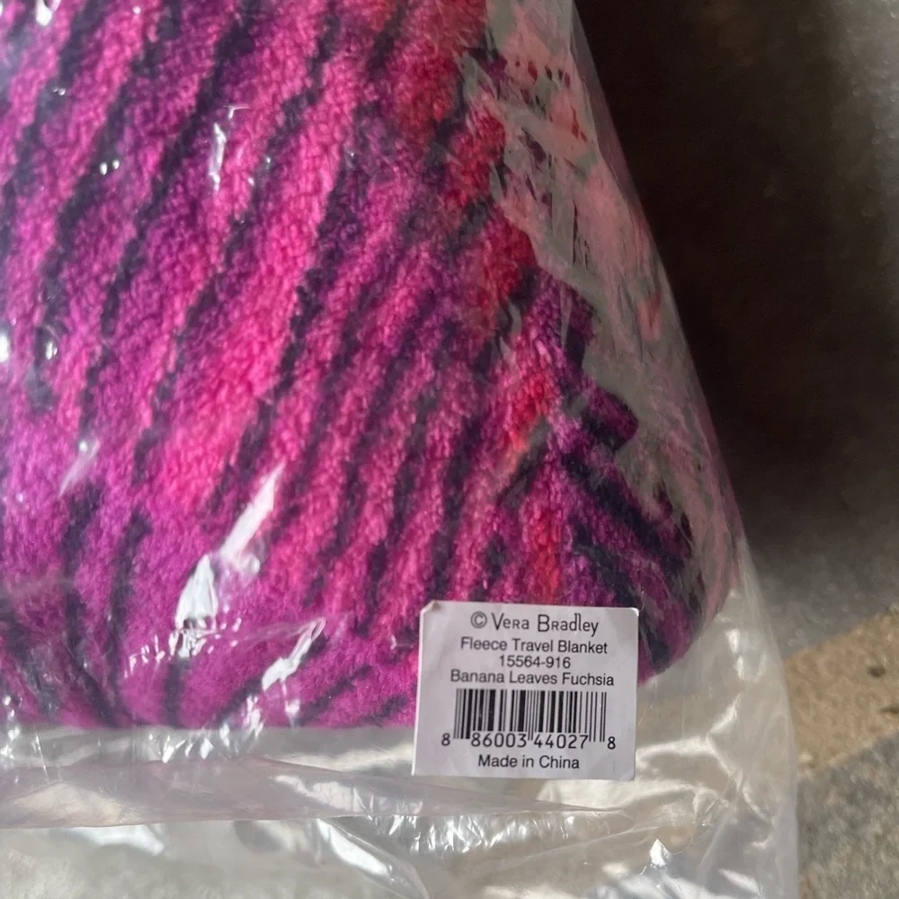 Banana Leaves Fuchsia- Travel Blanket w/ Trolley Sleeve